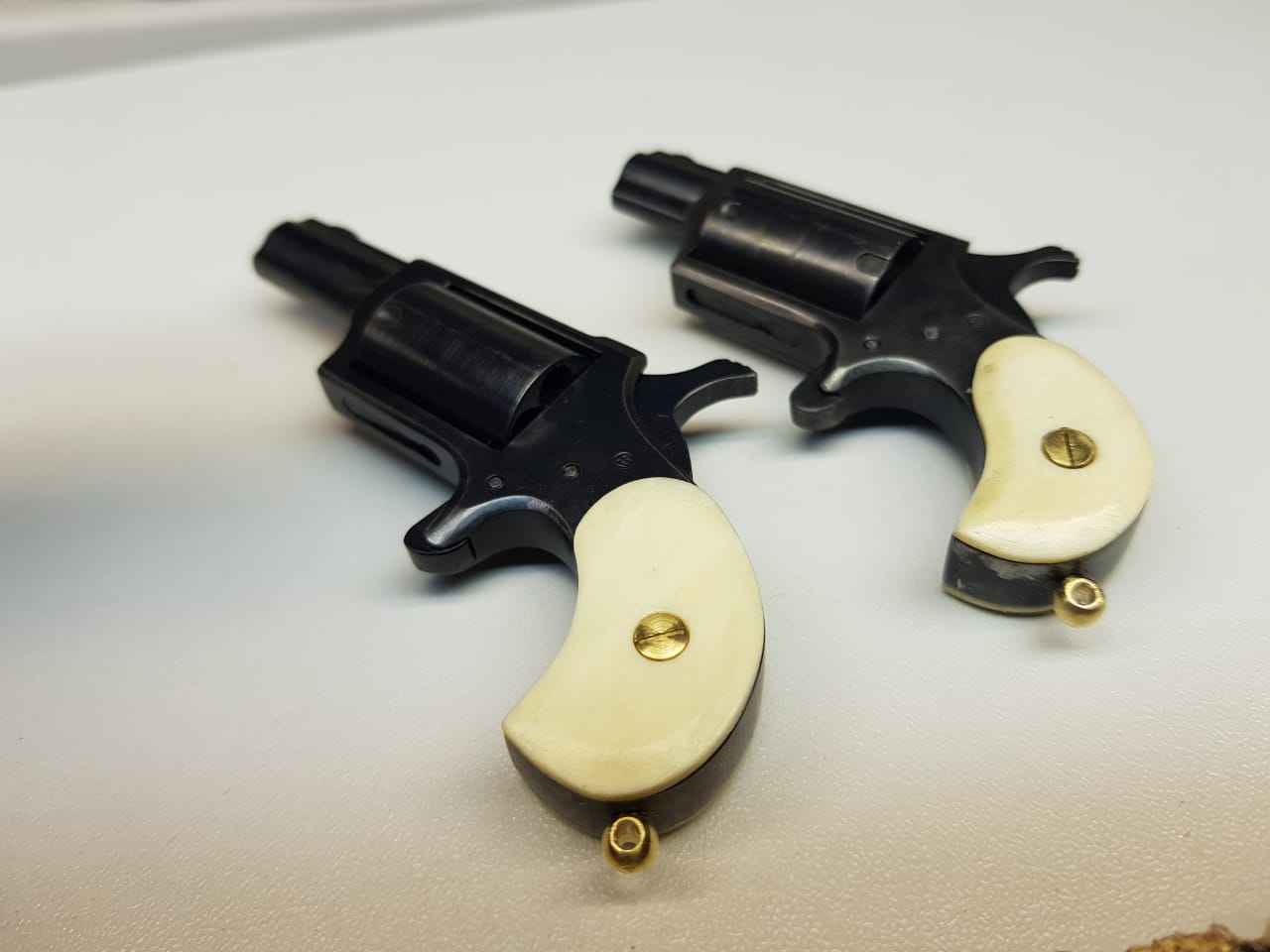 2,5mm NAA Mini revolver B