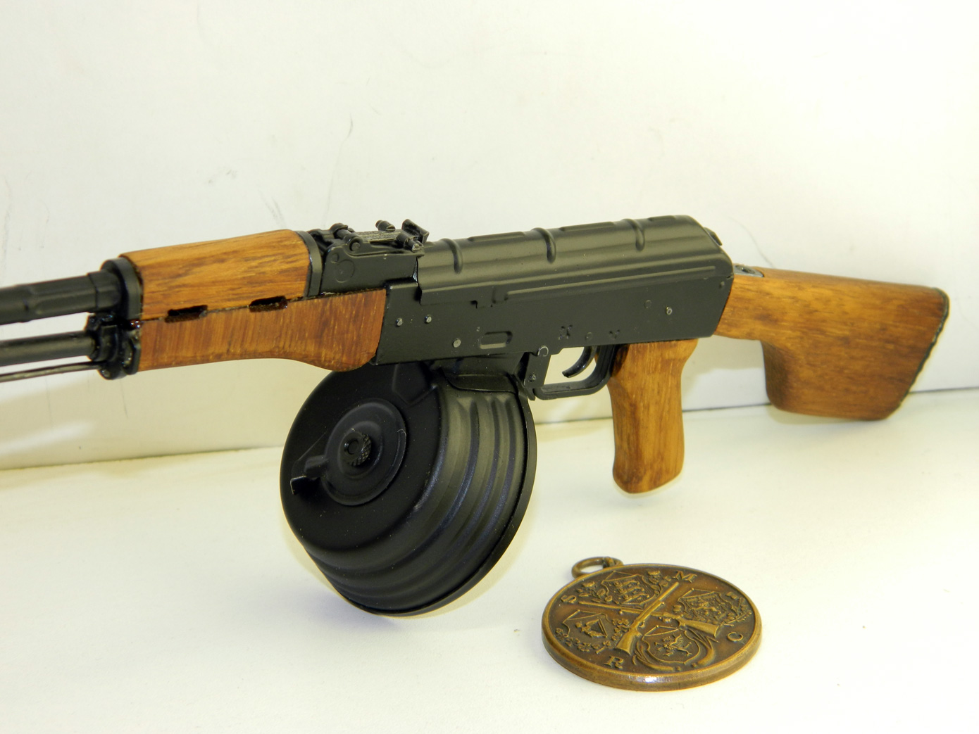 Kalashnikov RPK wood ����������� 2