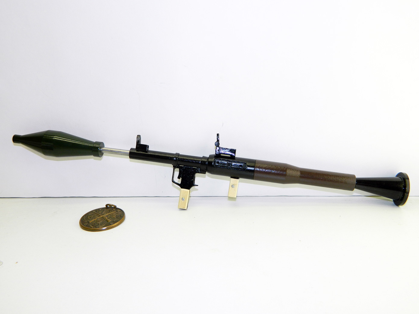 Model Russian RPG-7 scale of 1:3