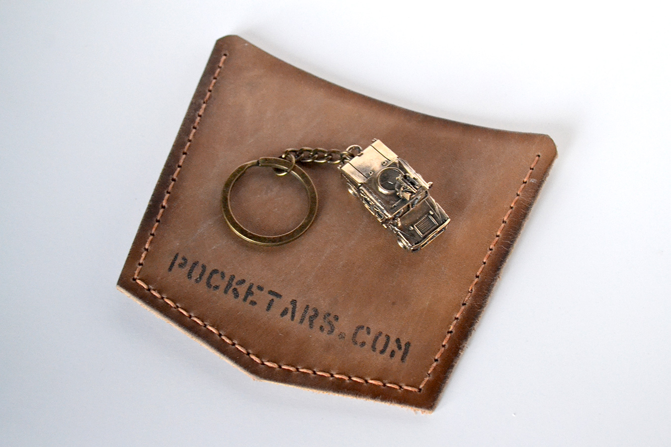 Keychain HMMWV made of PocketARS