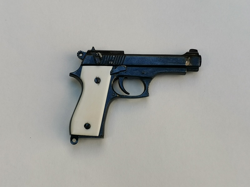 2,5mm model pistol beretta m92fs a scale of 1:3